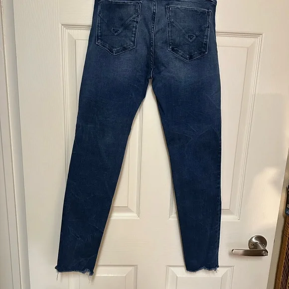 Hudson jeans waist size 28”, length 27” - Picture 3 of 3